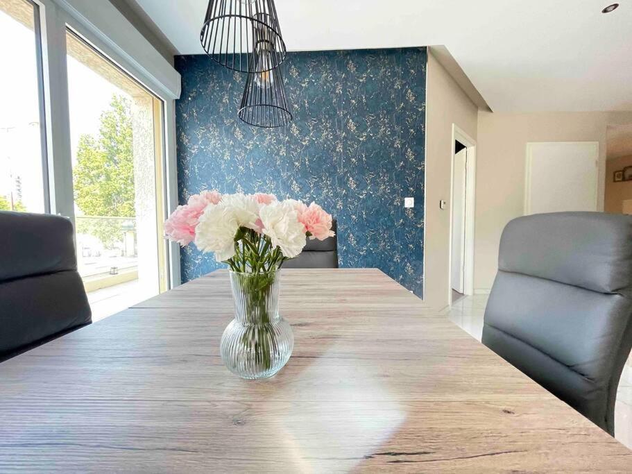 Vigneulle - 3 - 6p - Grand Balcon - Proche Gare Apartment *
